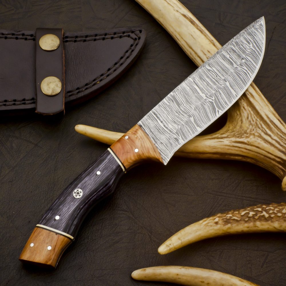 Premium Hand Forged Damascus Steel Fixed Blade Hunting Knife With Paka & Kao Wood Handle New Arrival - Image 9