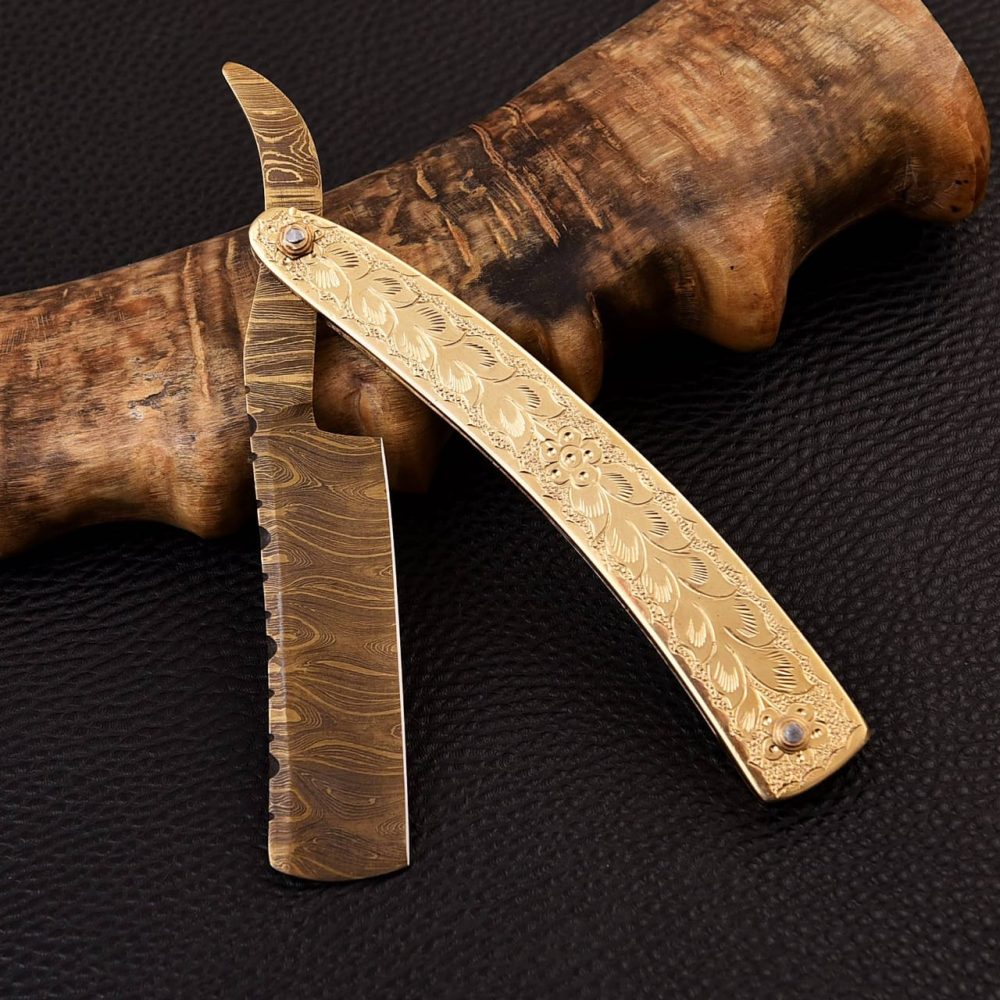 Custom Handmade Damascus Razor with leather sheath